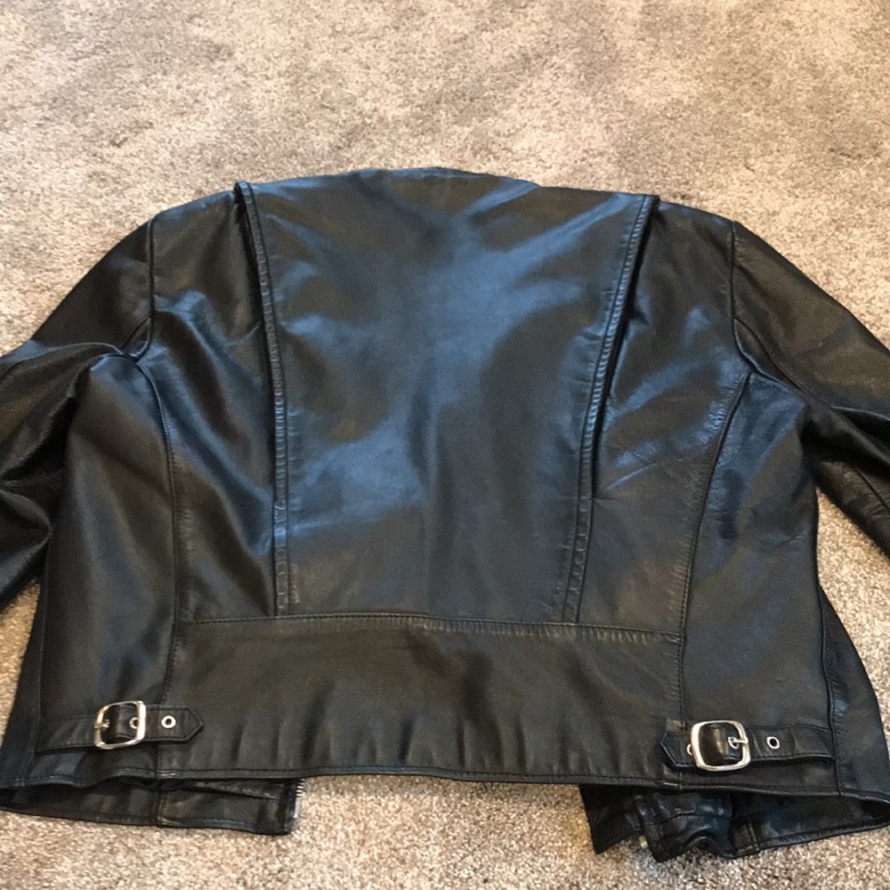 Vintage authentic Mens BERMANS Heavy Black Leather jacket size 40. - Picture 8 of 12